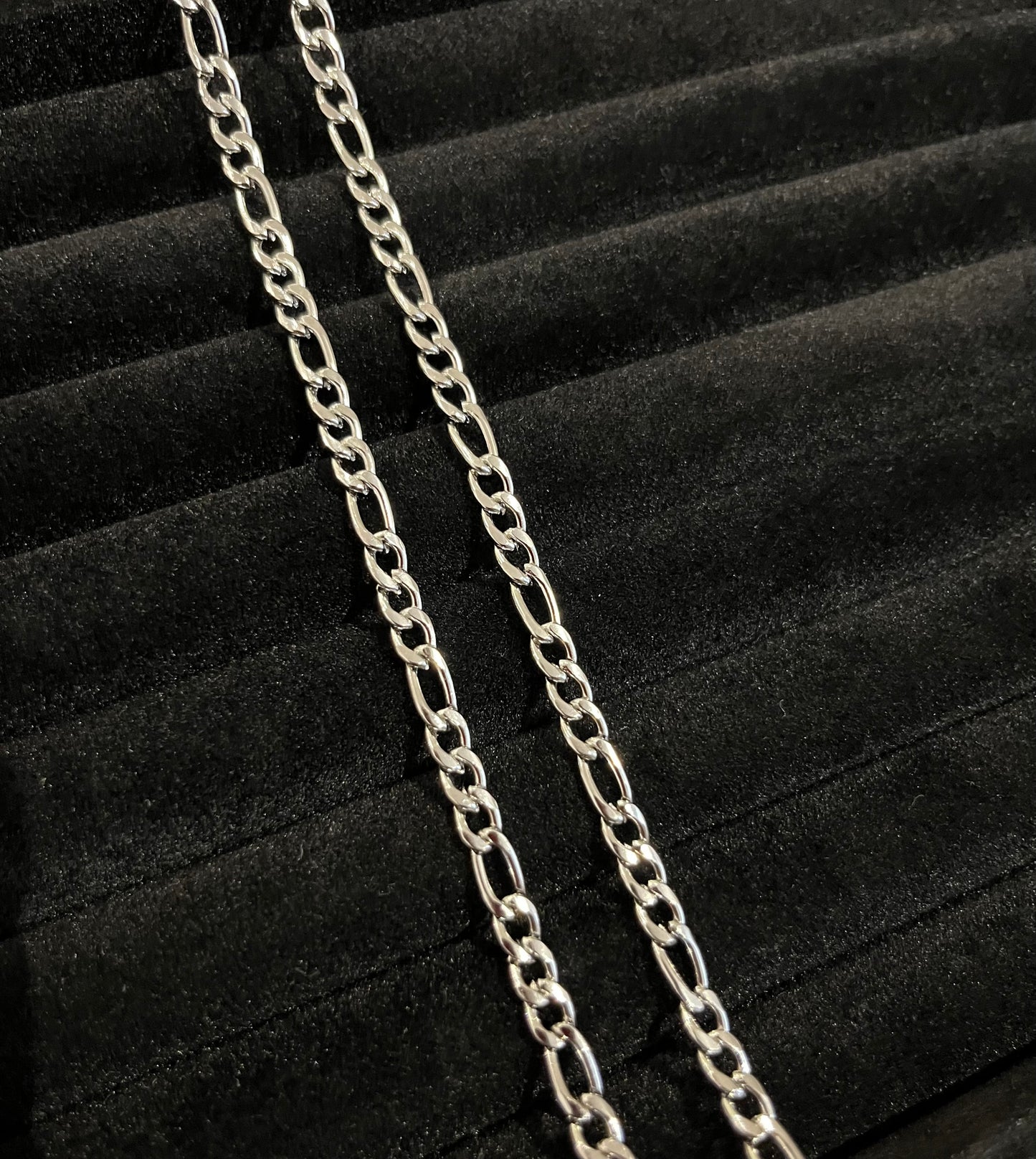 Faye Figaro Link Necklace