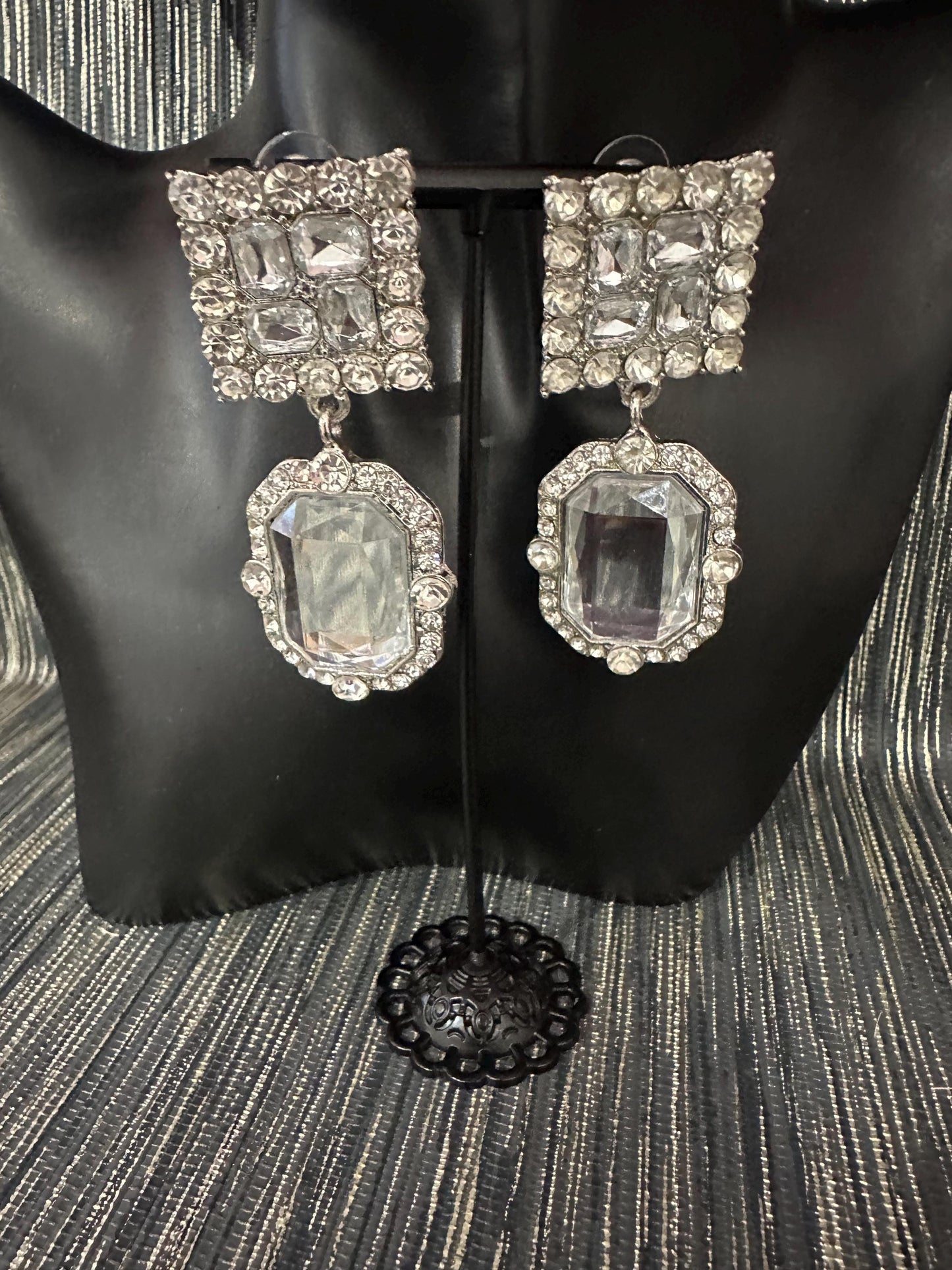 Sparkly Silver Square earrings