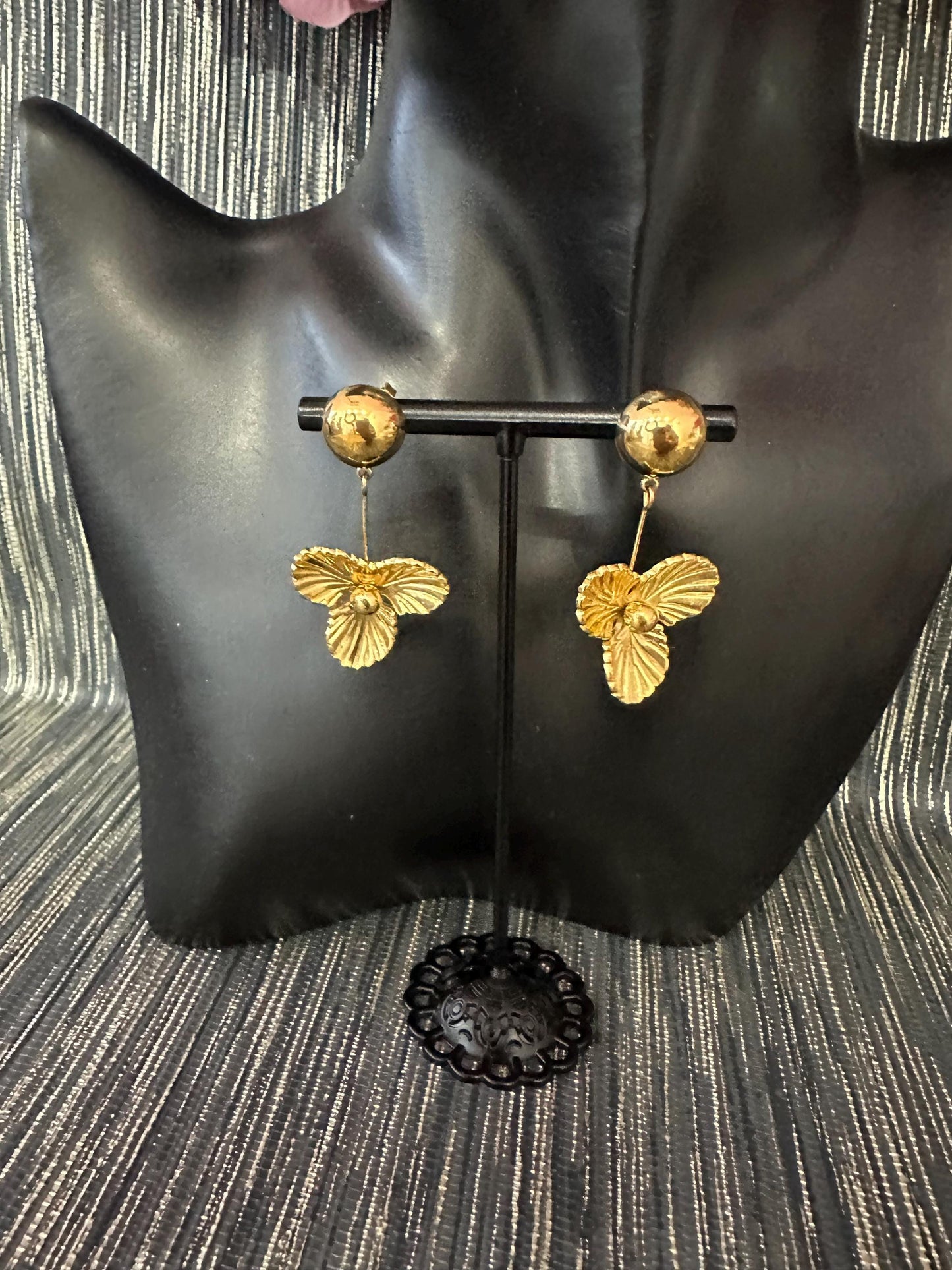 Flower Drop earrings