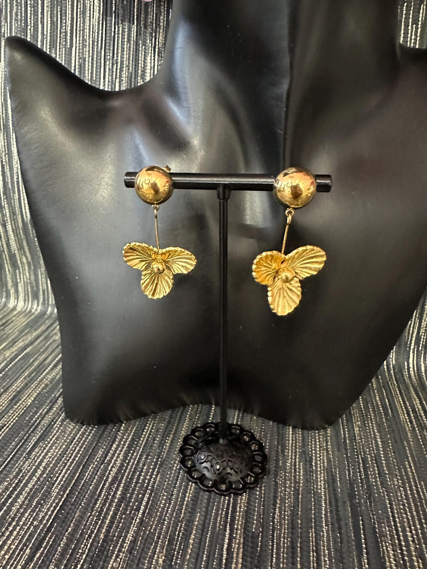 Flower Drop earrings