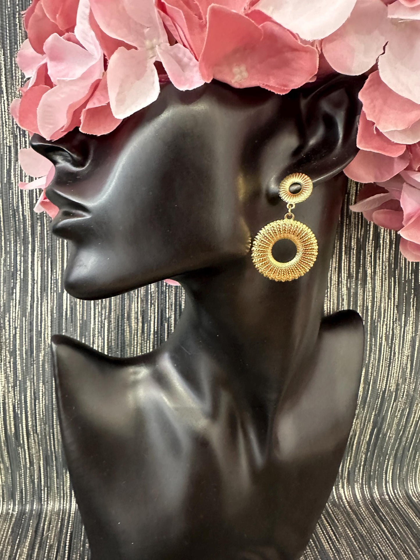 Gold Mini Drop earrings