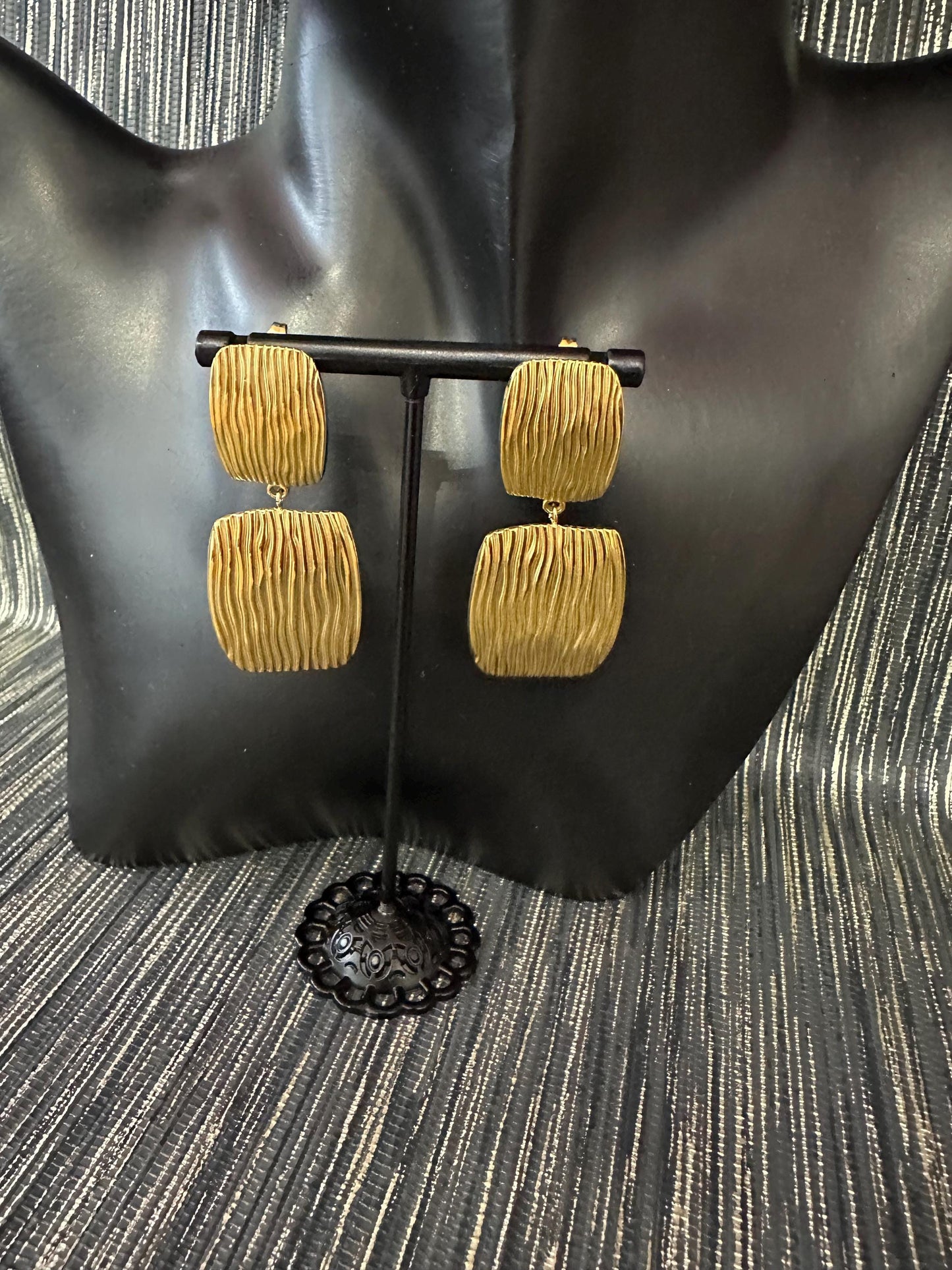 Gold Patterned Tiered earrings