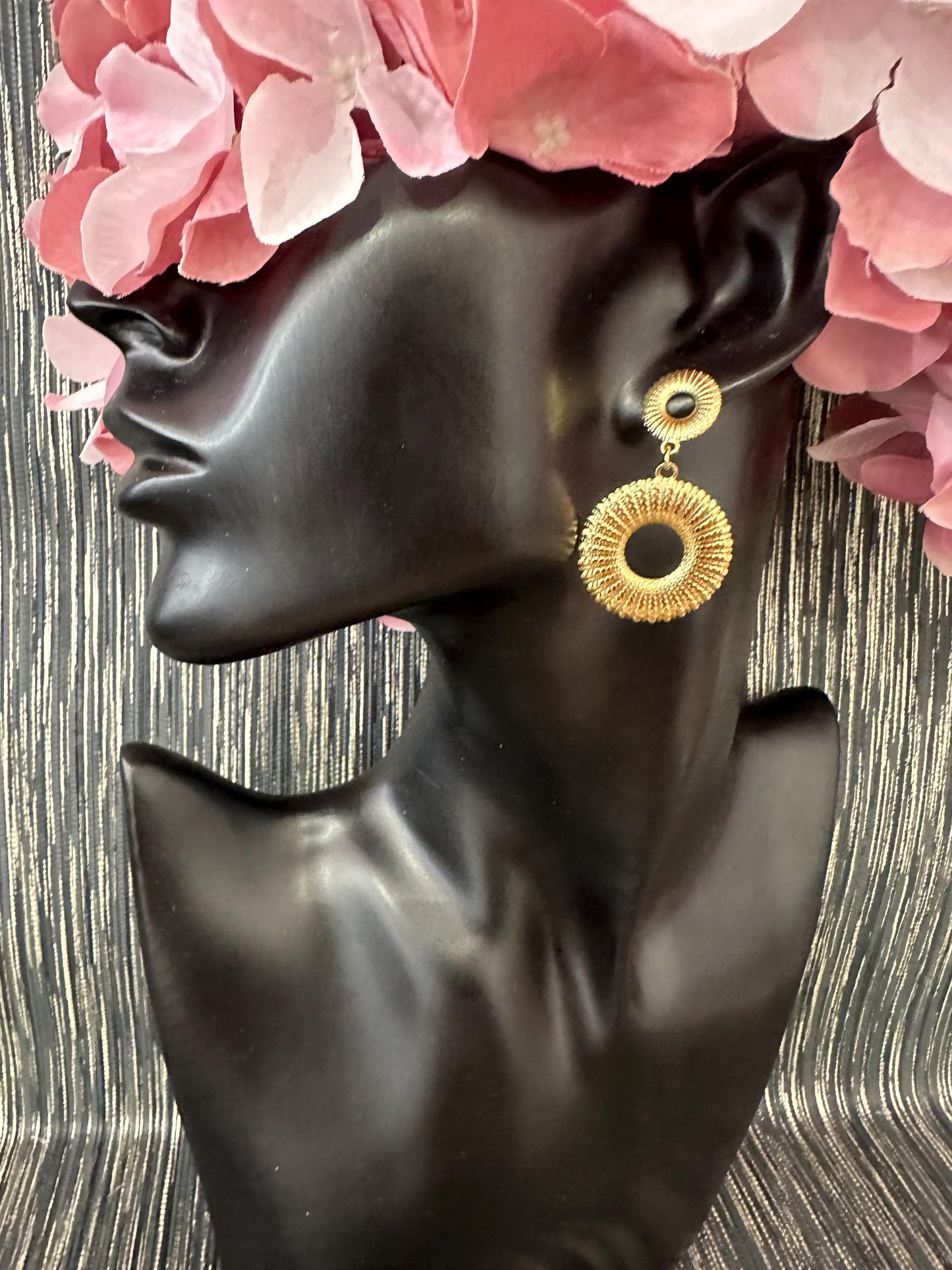 Gold Mini Drop earrings