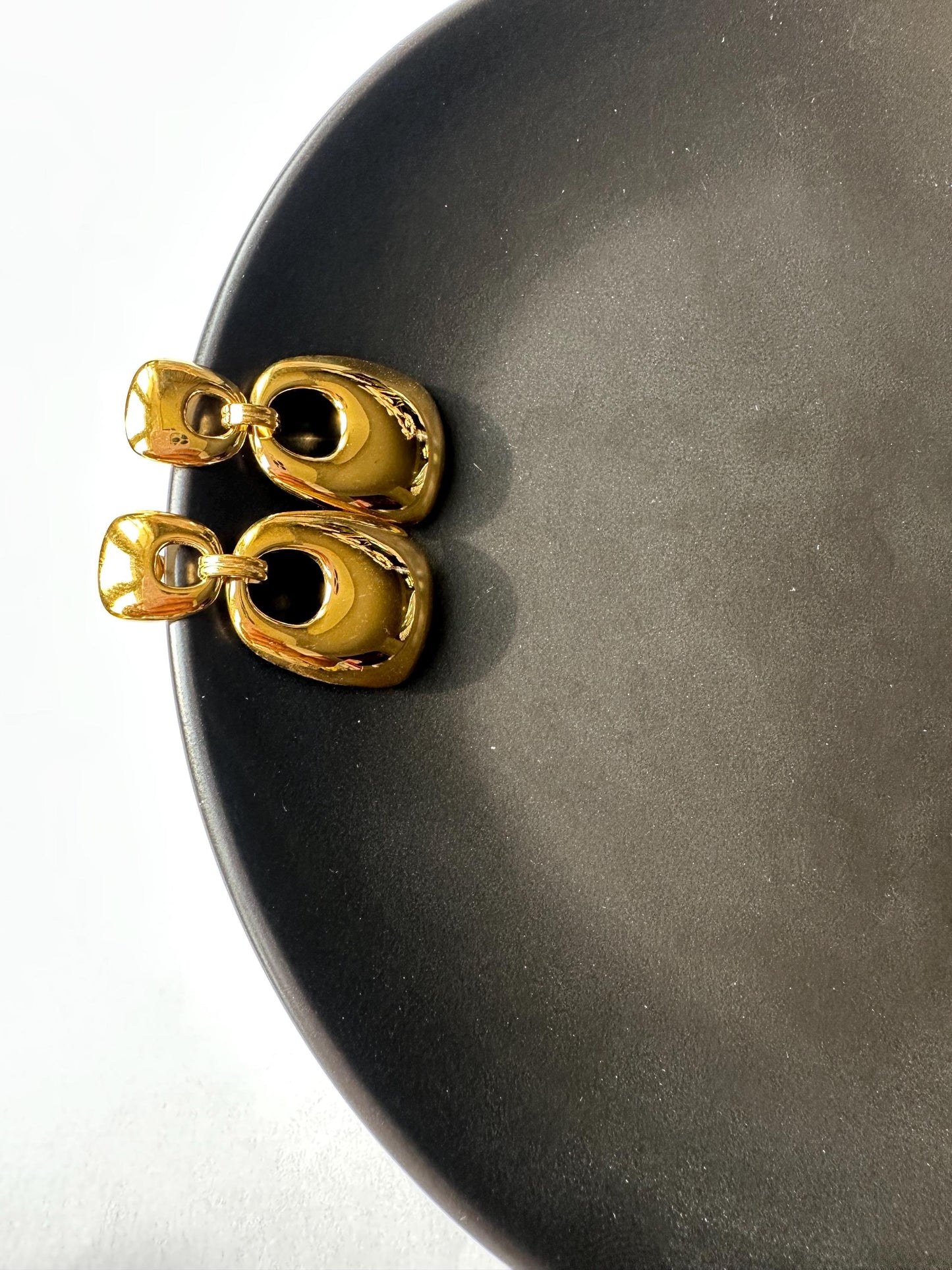 Round Hole Drop earrings