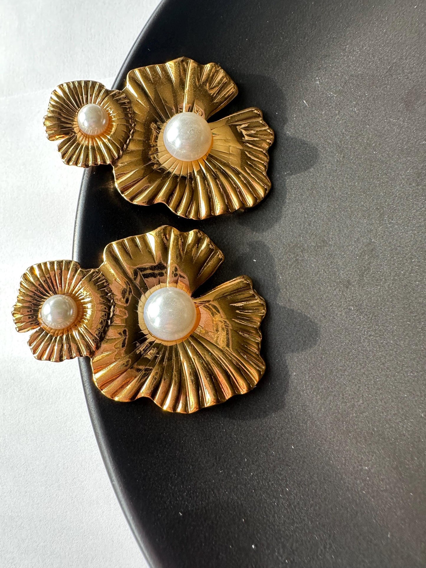 Double flowered Gold earrings