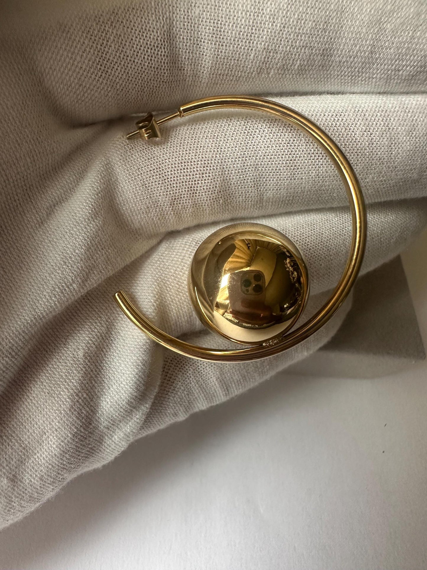 Round Gold Ball Hoop earrings