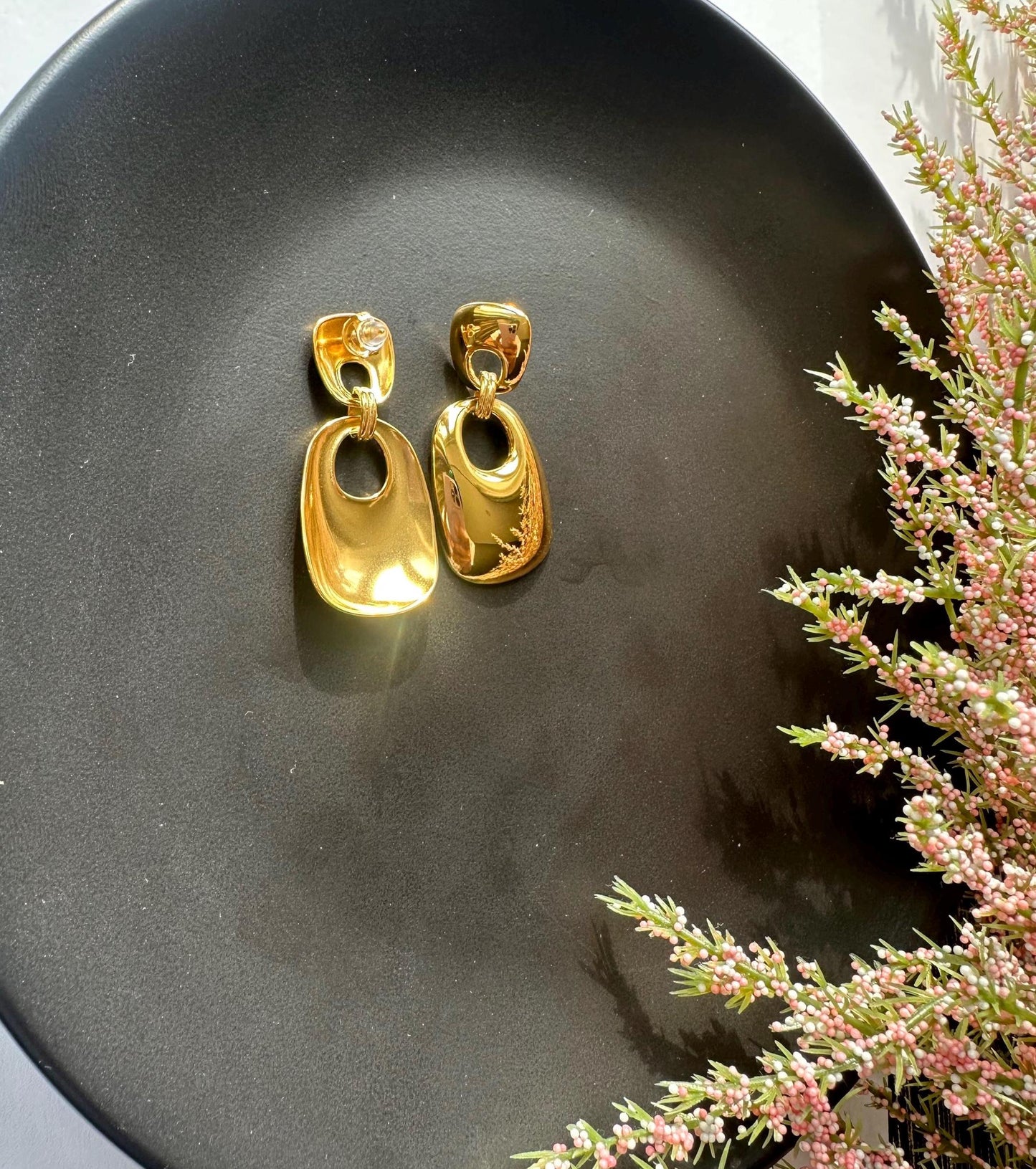 Round Hole Drop earrings