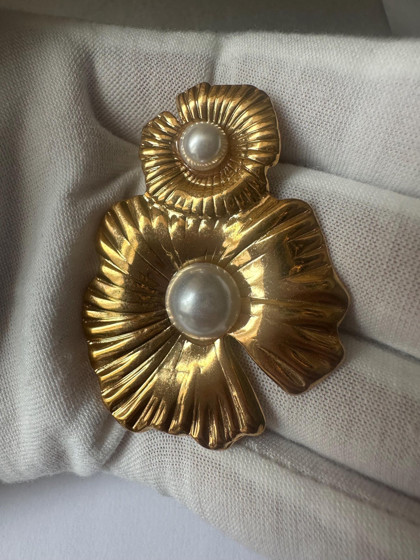 Double flowered Gold earrings