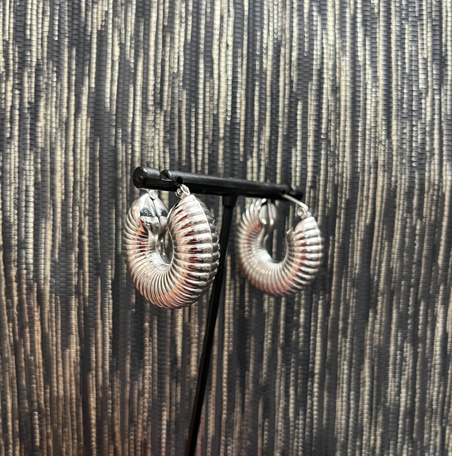 Lola Chunky Dangle Earrings