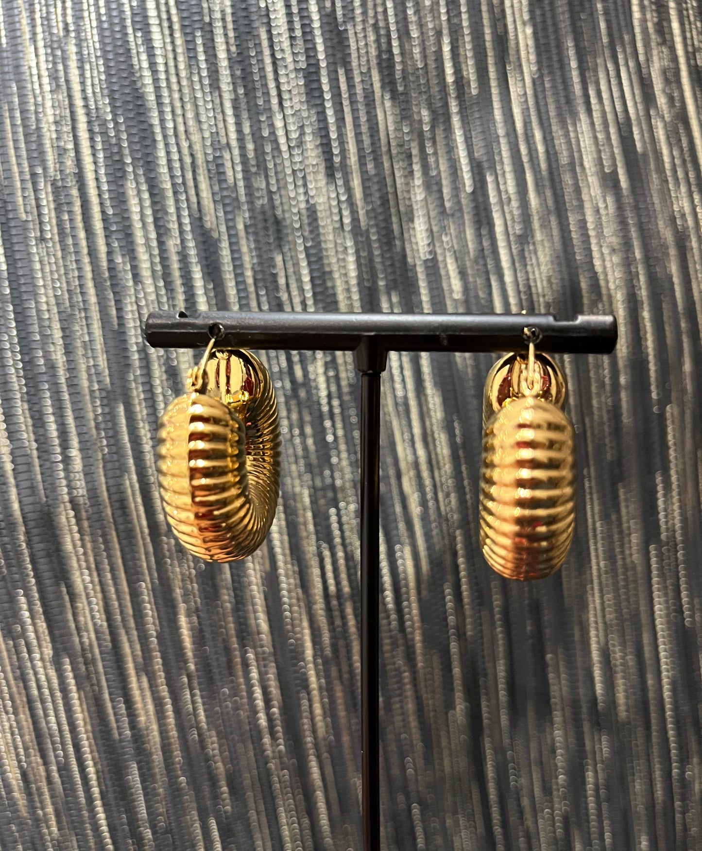 Lola Chunky Dangle Earrings