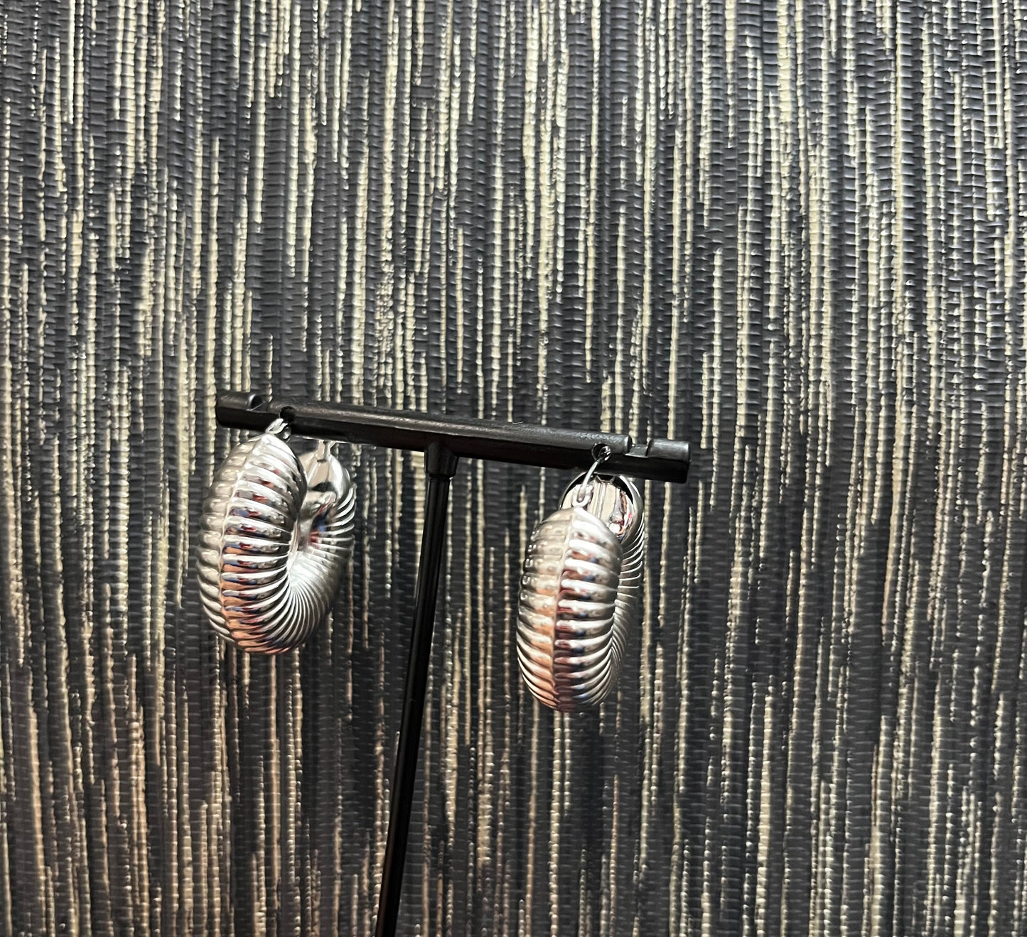 Lola Chunky Dangle Earrings