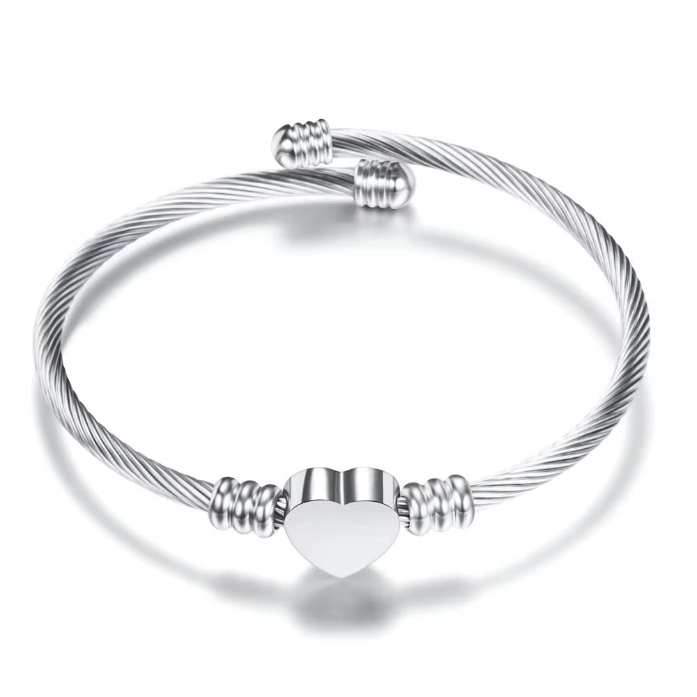 Heart Charm Twisted Bangle