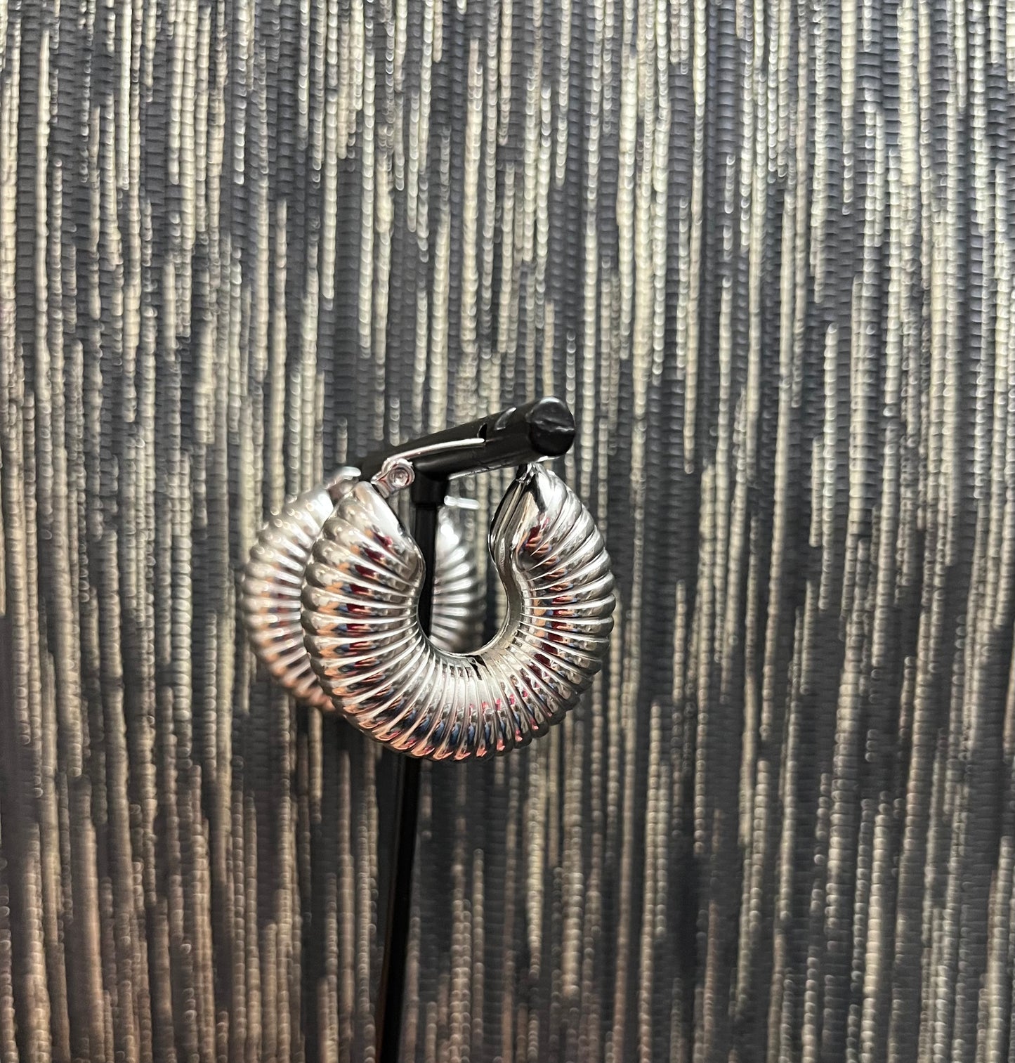 Lola Chunky Dangle Earrings