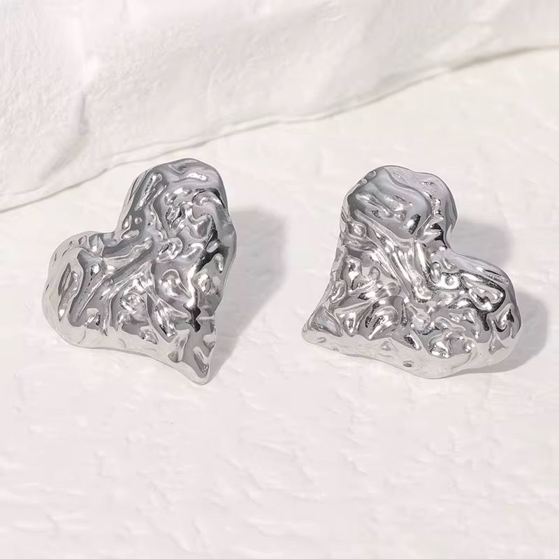 Hammered Heart earrings