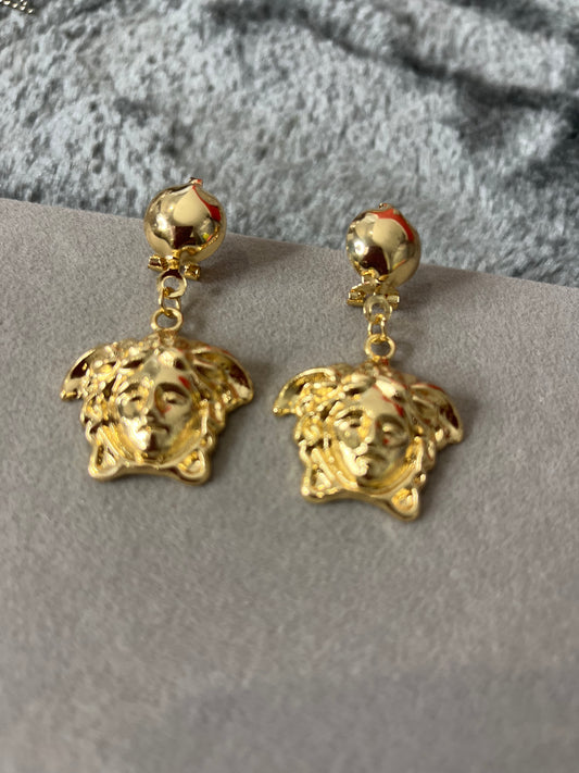 Medusa Gold Drop earrings