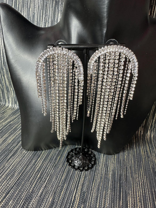 Chandelier Sparkly Drop earrings